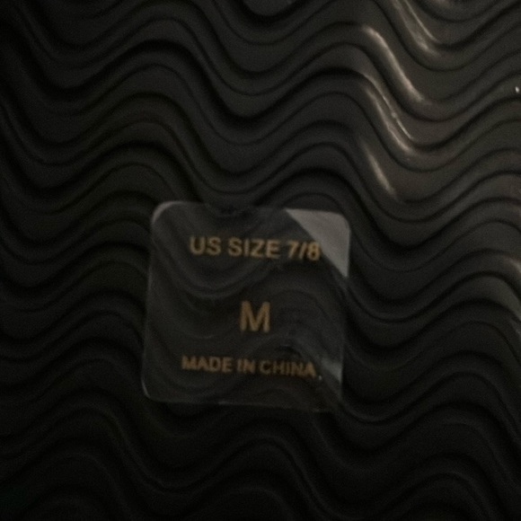 Brand new never worn Browns fuzzy slippers - Picture 3 of 3